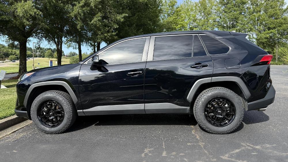 Toyota RAV4 TR34 CUV